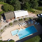Avec Terrasse A Sauveterre-de-rouergue, 2 Chambres, Equipements Complets - Api-1-52-410 Sauveterre-de-Rouergue