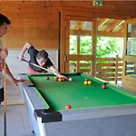 Avec Terrasse A Sauveterre-de-rouergue, 2 Chambres, Equipements Complets - Api-1-52-410 Sauveterre-de-Rouergue