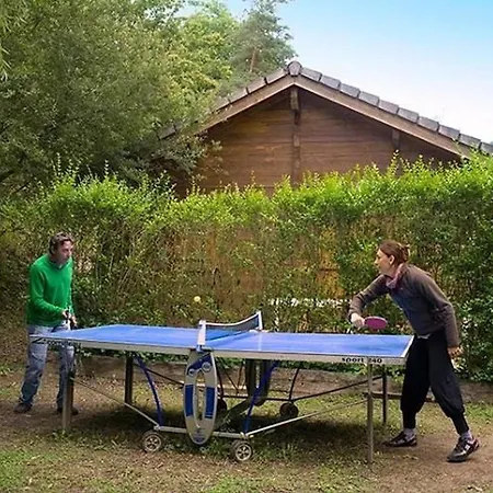 Kemping Avec Terrasse A Sauveterre-de-rouergue, 2 Chambres, Equipements Complets - Api-1-52-410