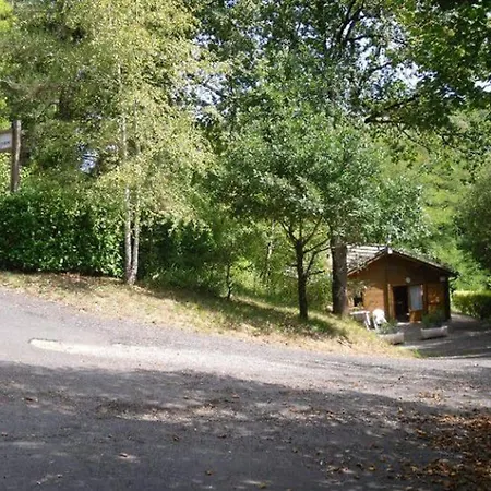 Кемпинг Avec Terrasse A Sauveterre-de-rouergue, 2 Chambres, Equipements Complets - Api-1-52-410 Sauveterre-de-Rouergue